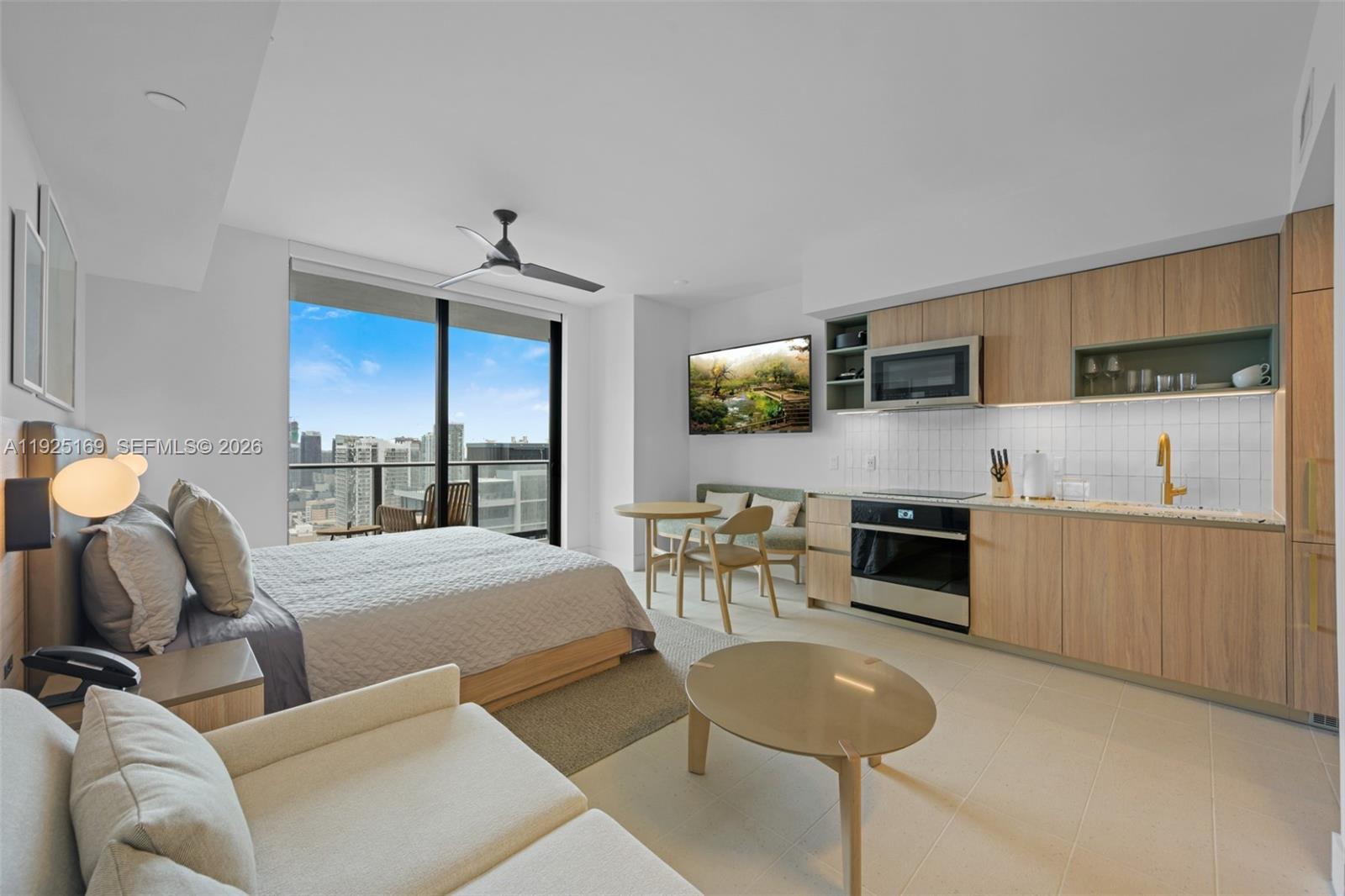 159 NE 6th St # 3810