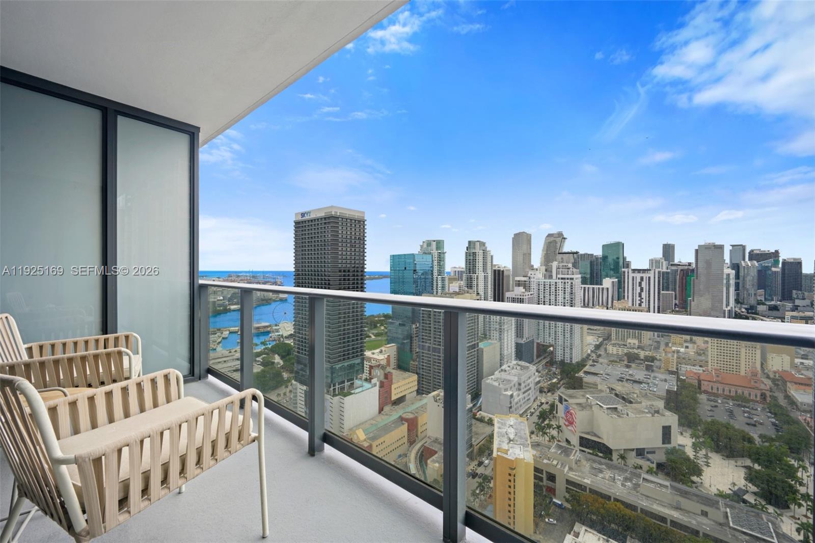 159 NE 6th St # 3810