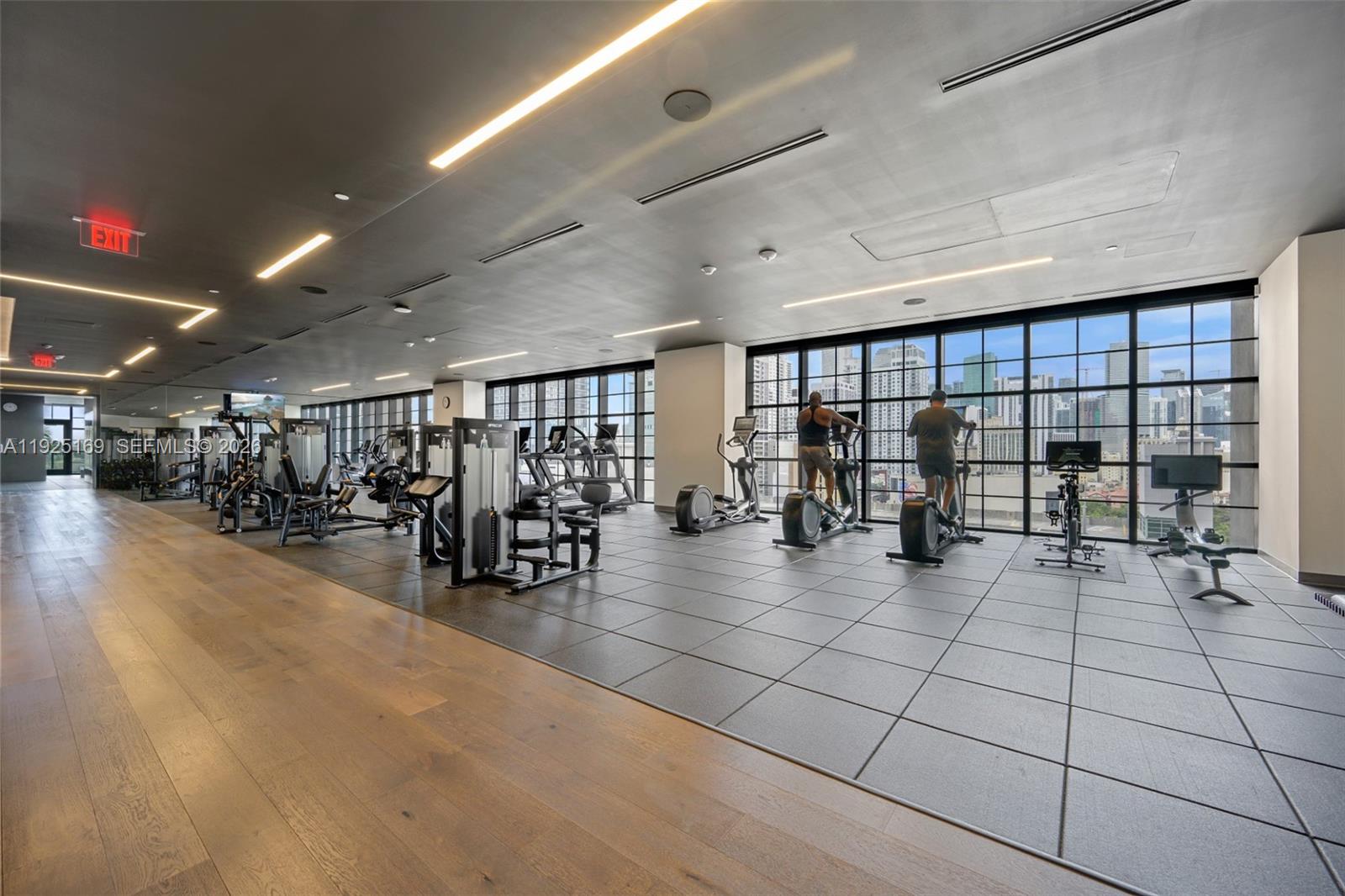 159 NE 6th St # 3810