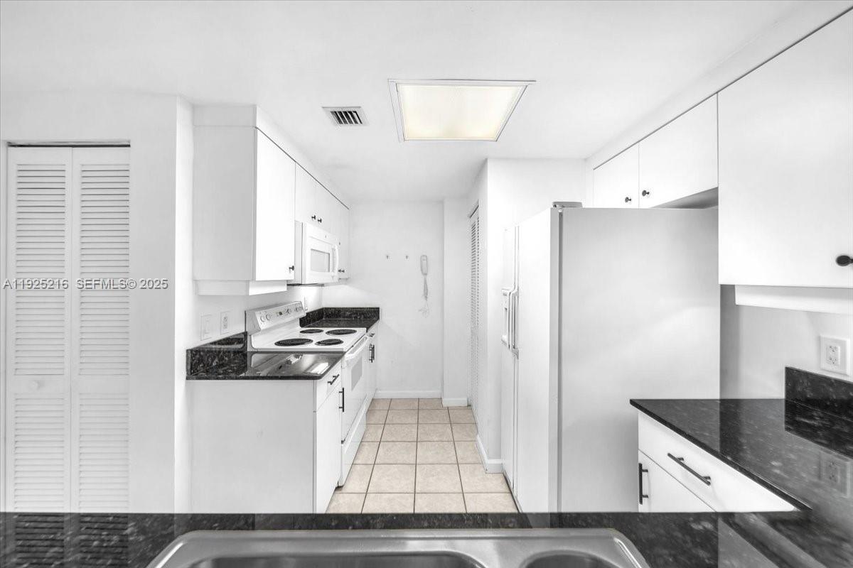 701 Brickell Key Blvd # 1911