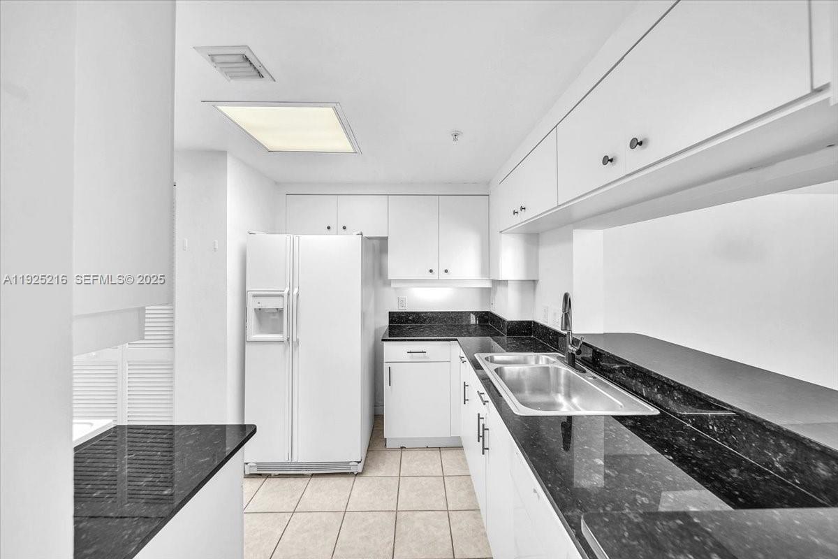 701 Brickell Key Blvd # 1911