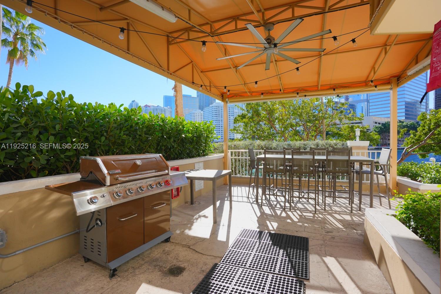 701 Brickell Key Blvd # 1911