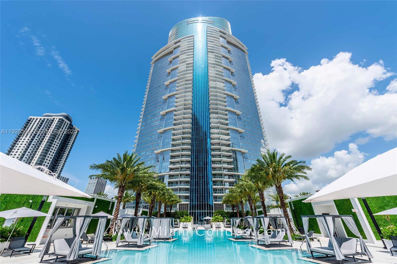 851 NE 1st Ave # 3308