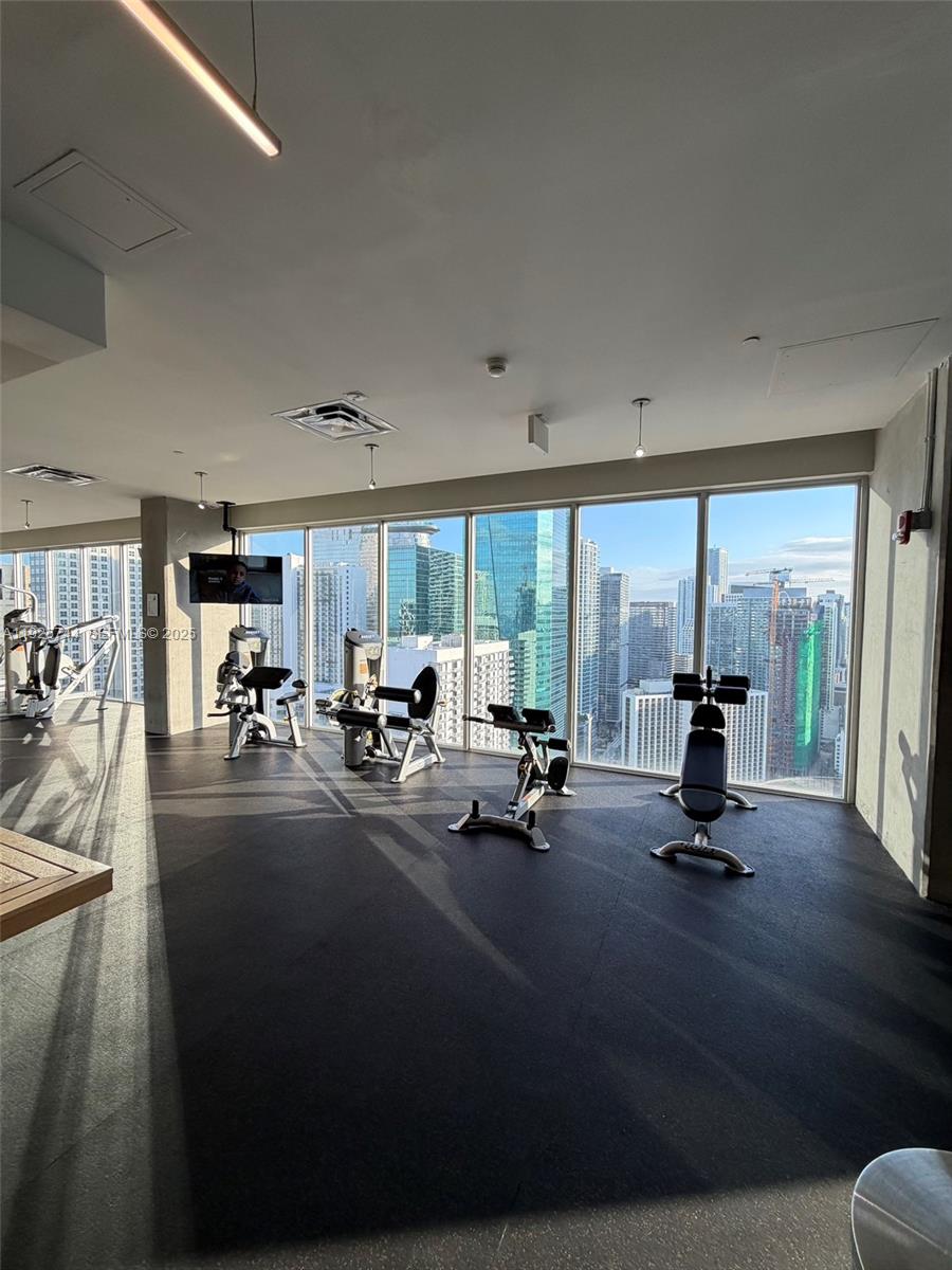 151 SE 1st St # 1004