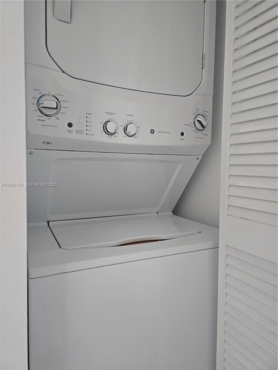 6301 Collins Ave # 2508