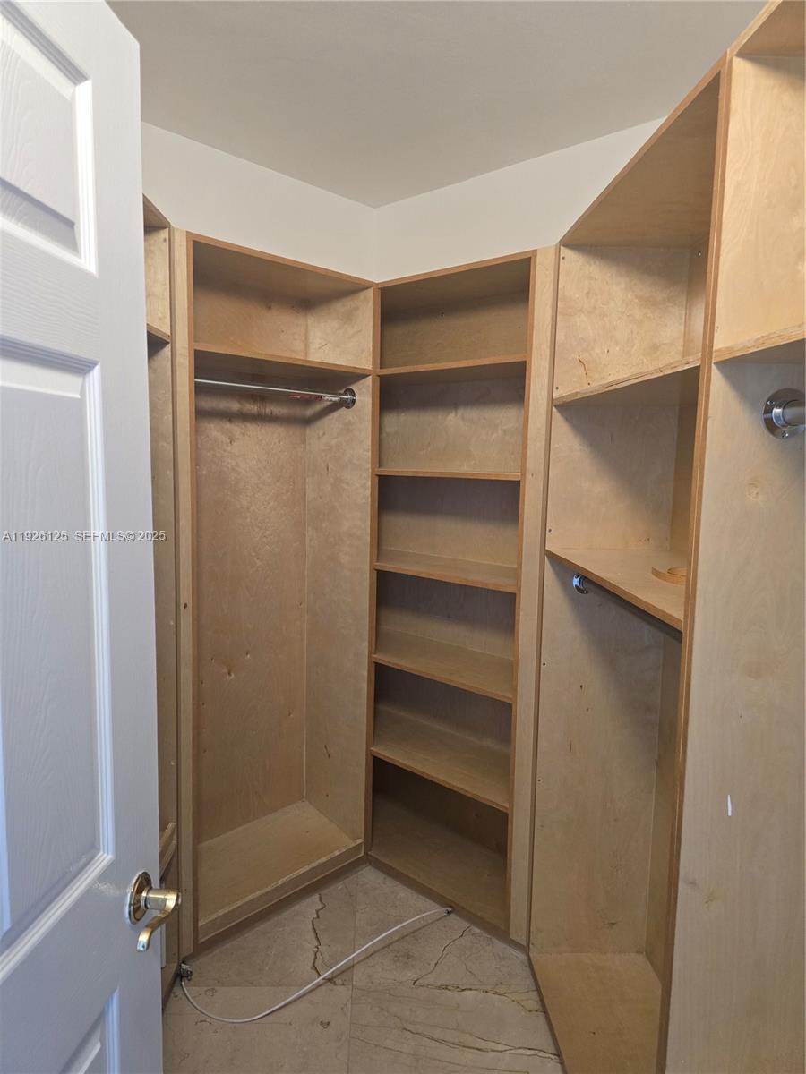 6301 Collins Ave # 2508