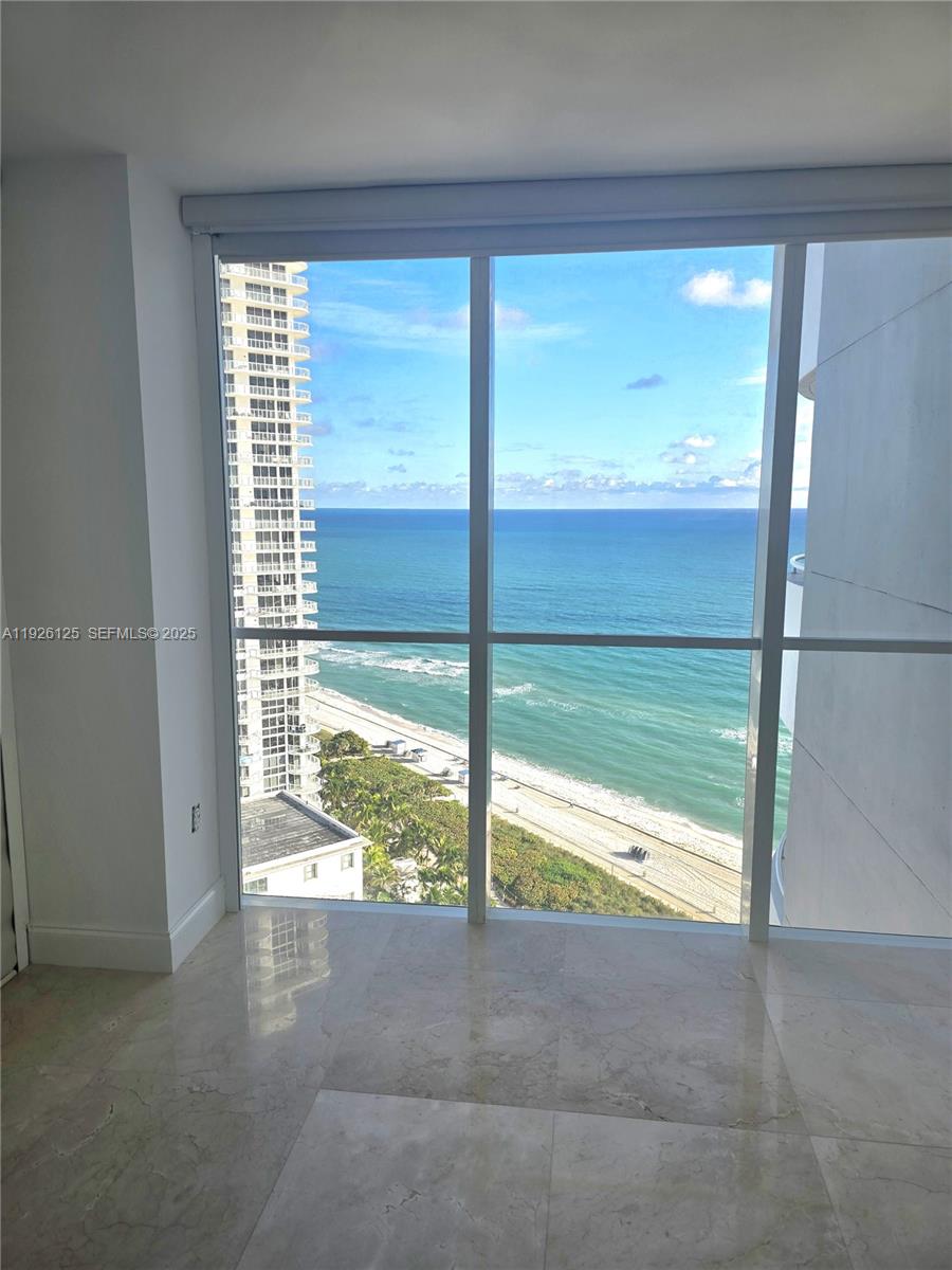 6301 Collins Ave # 2508