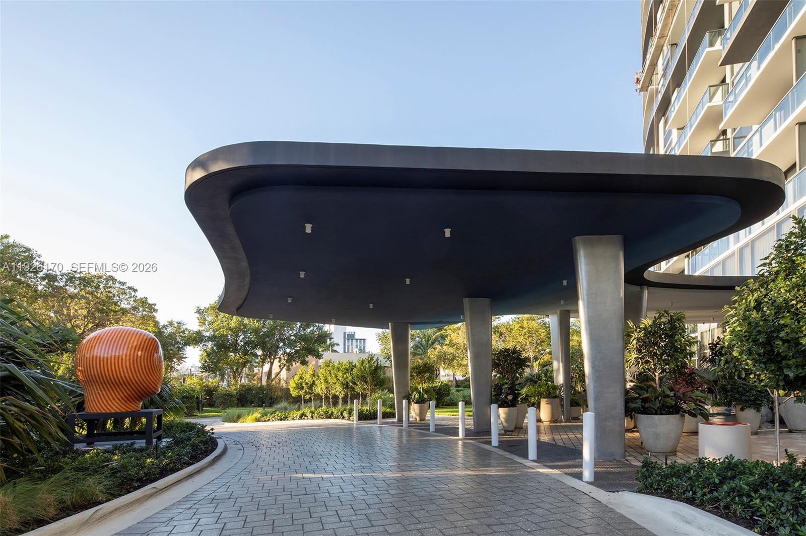 101 Diplomat pkwy # 1103