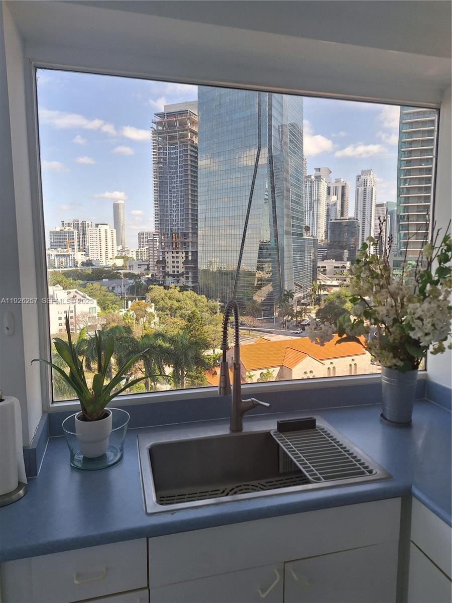 1541 Brickell Ave # A1201