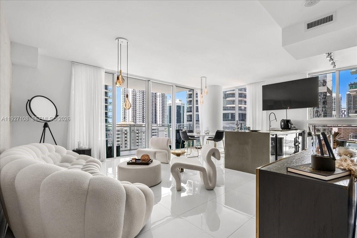 1080 Brickell Ave # 1509
