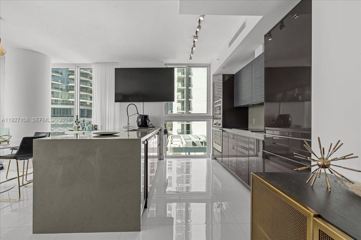 1080 Brickell Ave # 1509