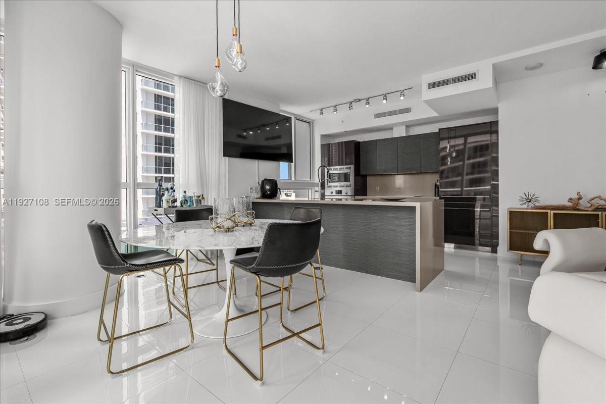 1080 Brickell Ave # 1509