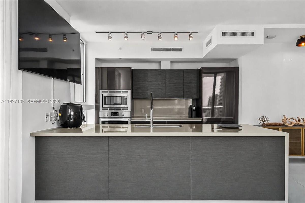 1080 Brickell Ave # 1509