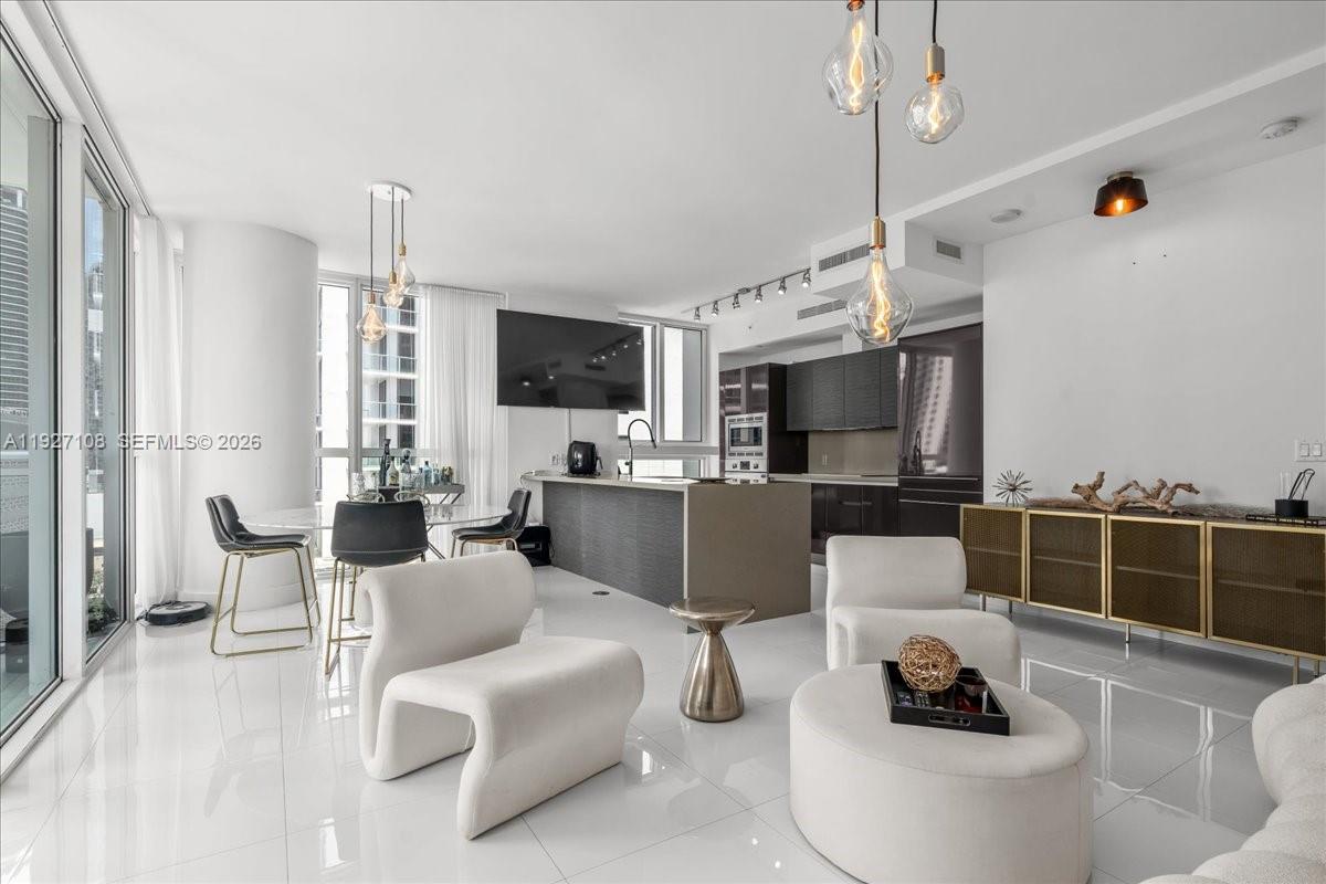 1080 Brickell Ave # 1509