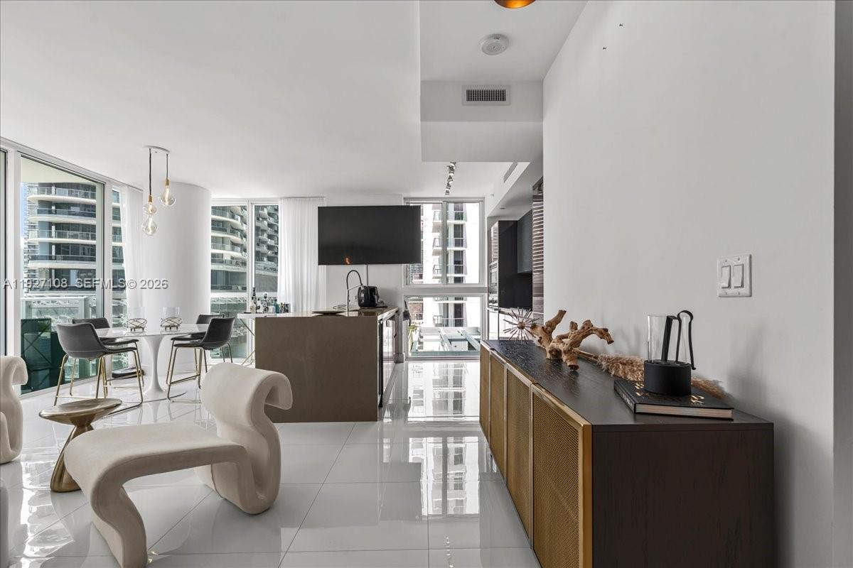 1080 Brickell Ave # 1509