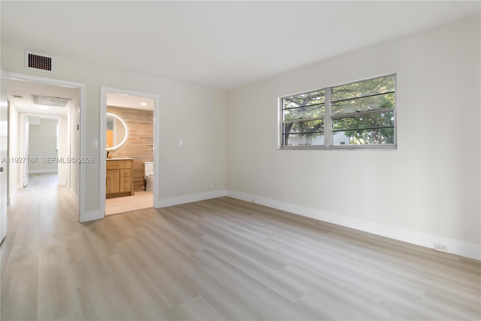 1805 Eleuthera Pt # A2