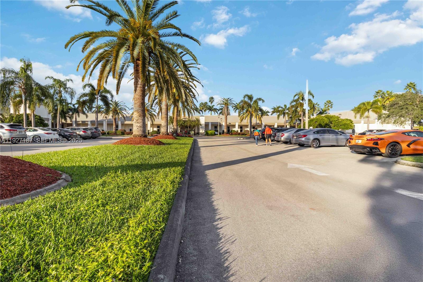 1805 Eleuthera Pt # A2