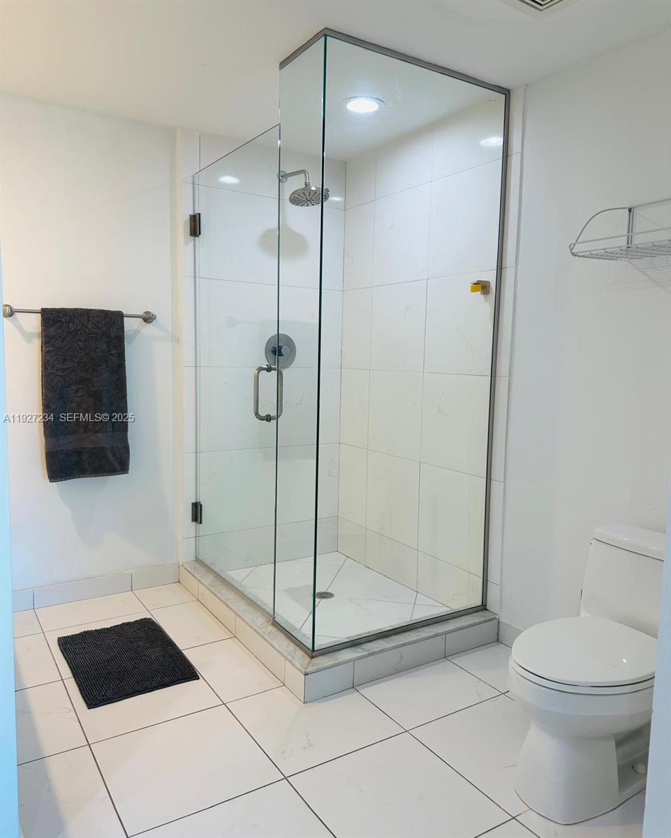 500 Brickell Ave # 2205