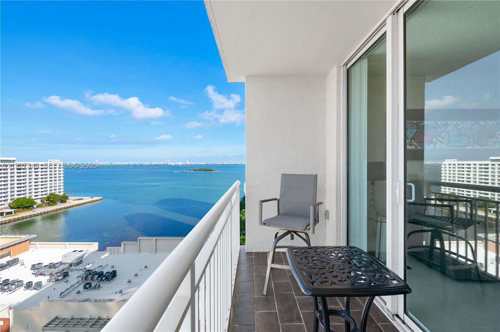 2000 N Bayshore Dr # 1503