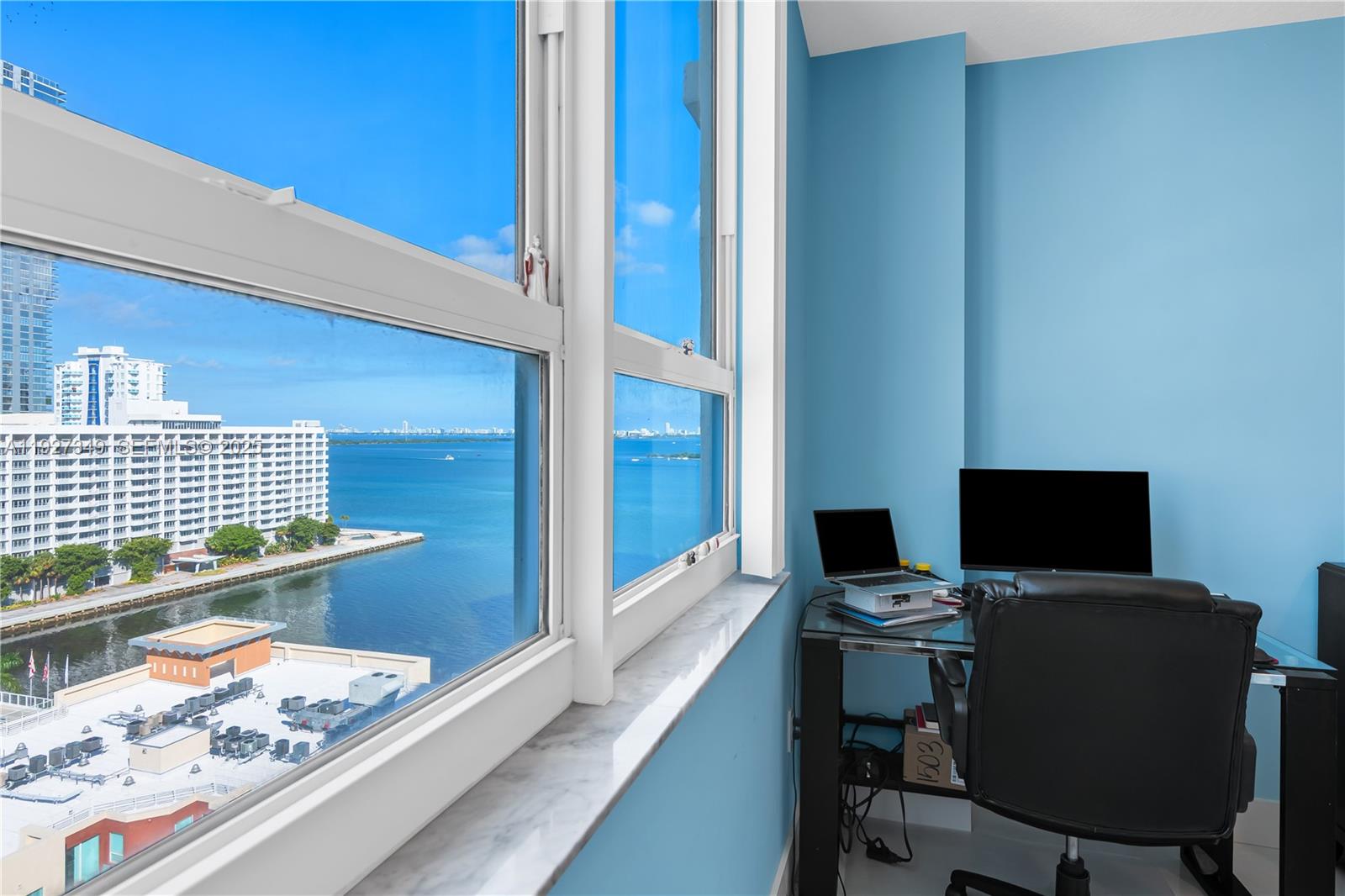 2000 N Bayshore Dr # 1503