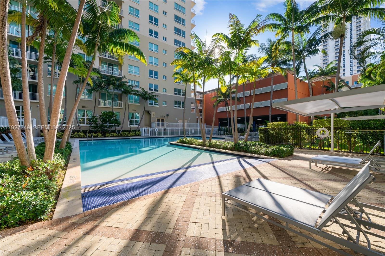 2000 N Bayshore Dr # 1503