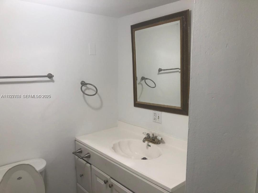 4705 NW 7th St # 7 Unit: 204-7