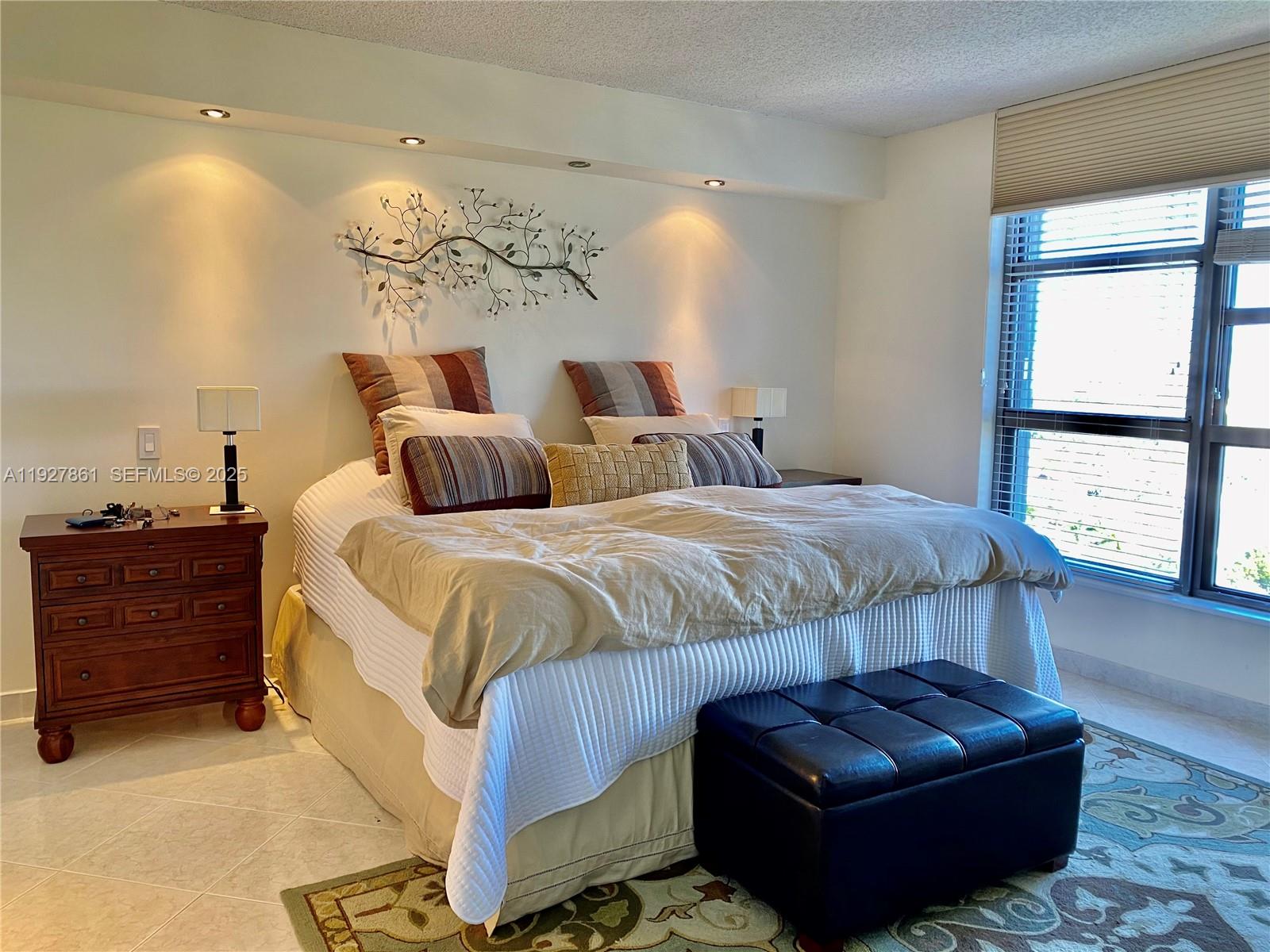 3400 NE 192nd St # 1712