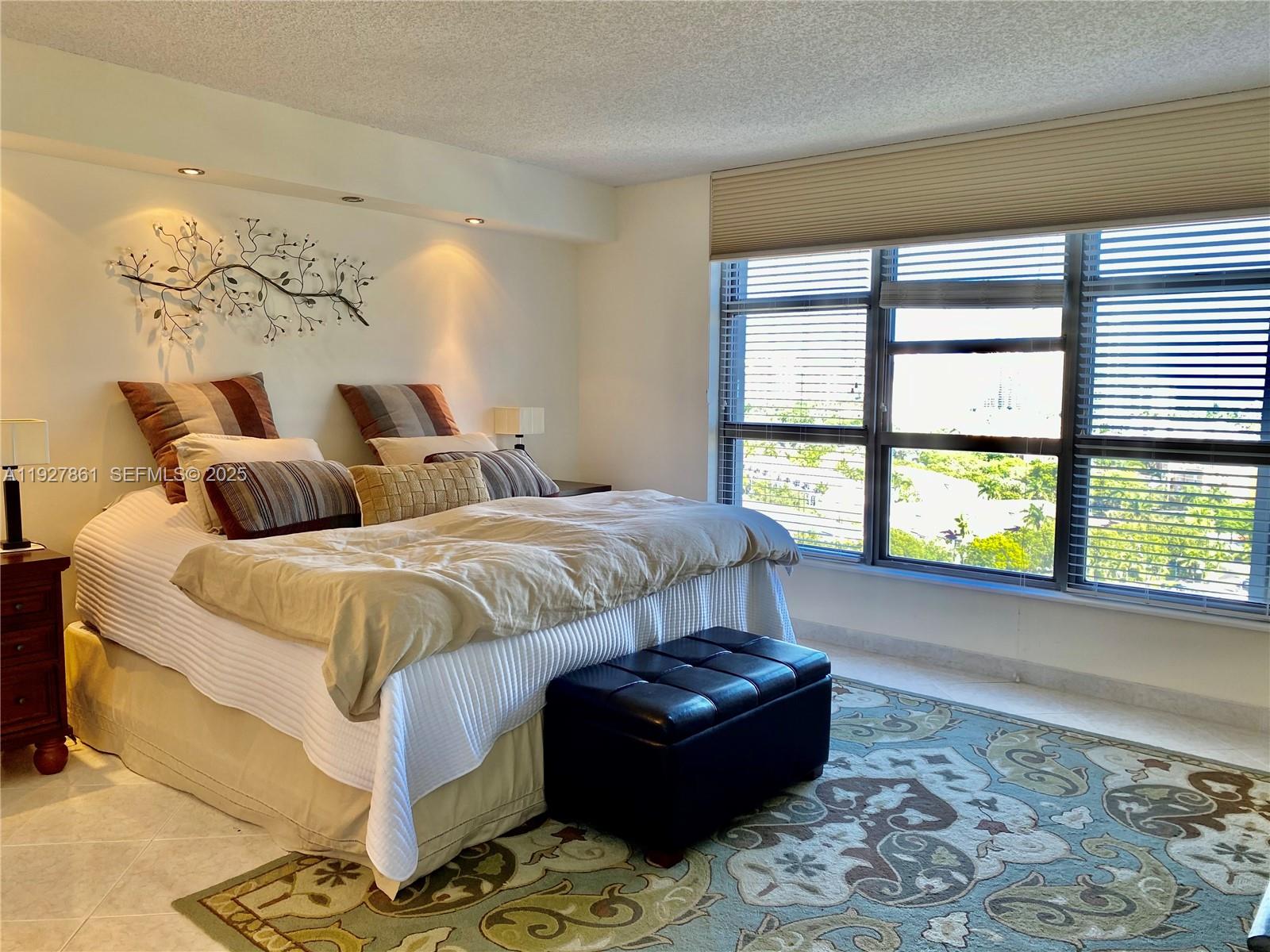 3400 NE 192nd St # 1712