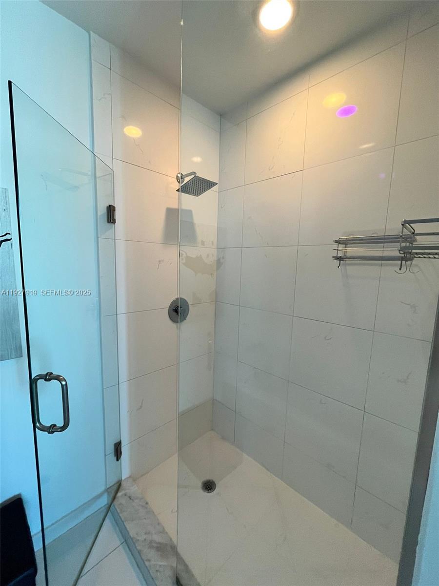 55 SE 6th St # 4103