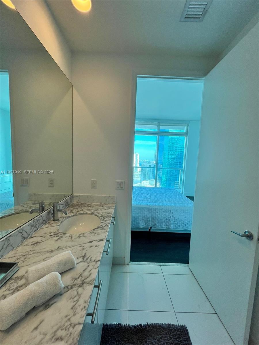 55 SE 6th St # 4103