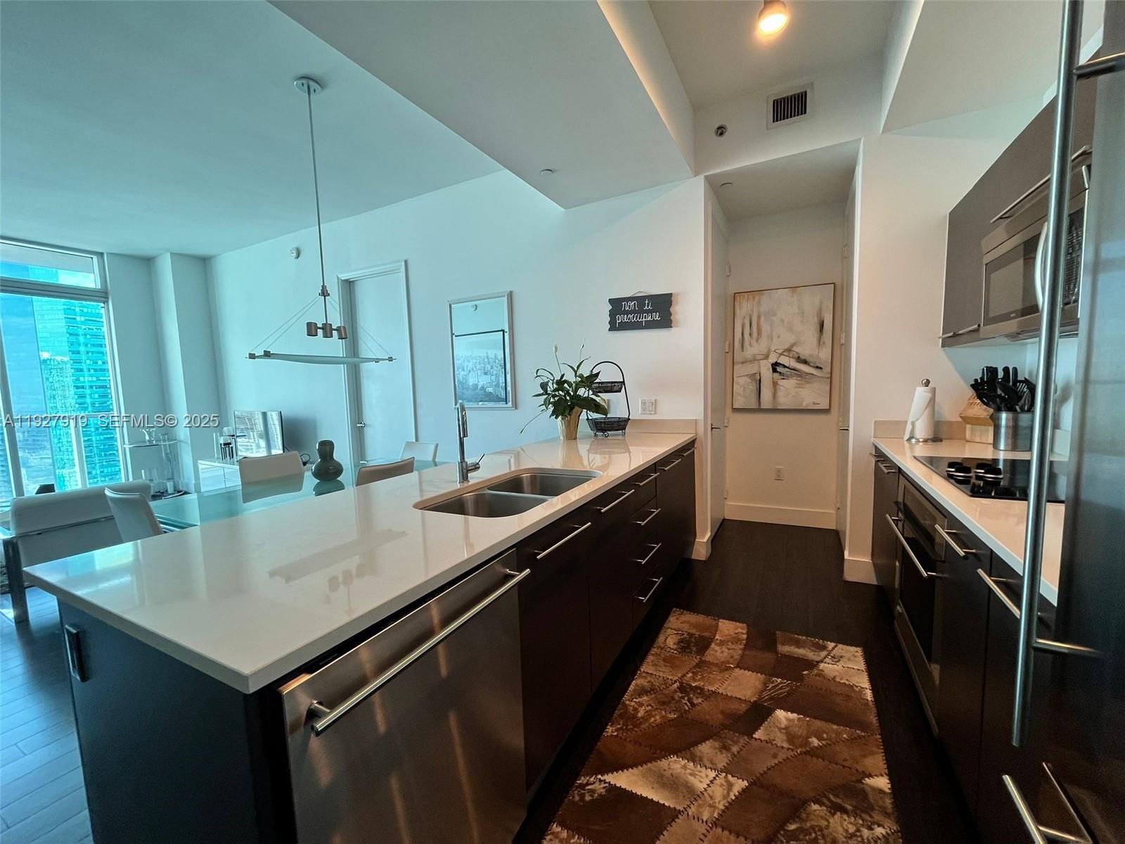 55 SE 6th St # 4103