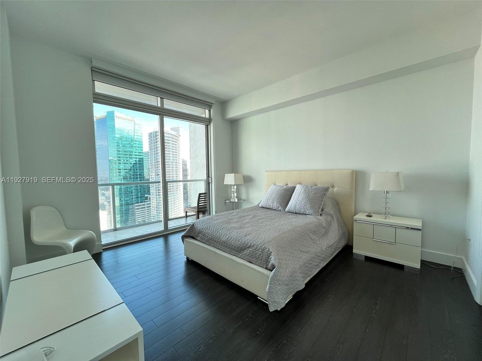 55 SE 6th St # 4103