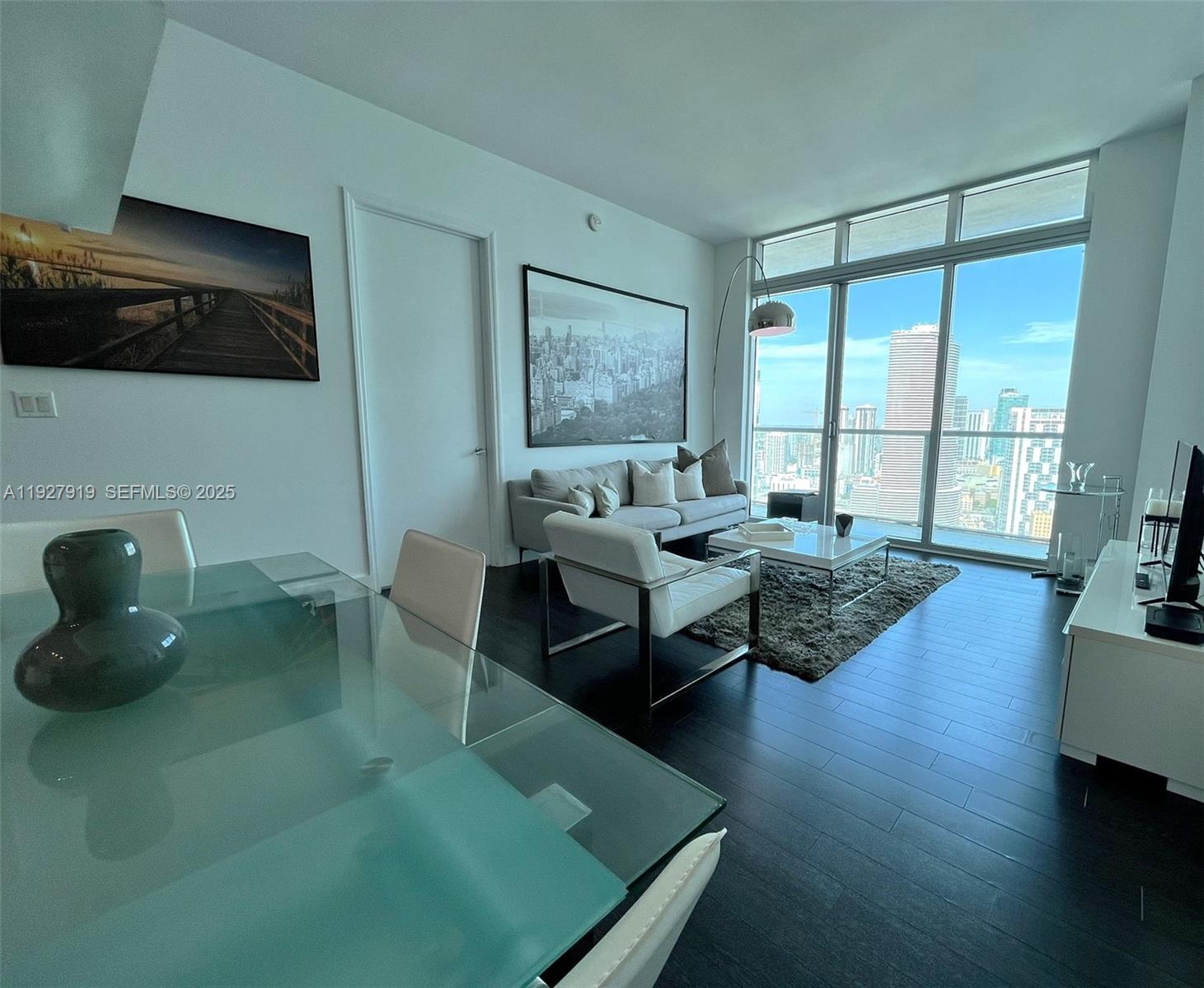 55 SE 6th St # 4103