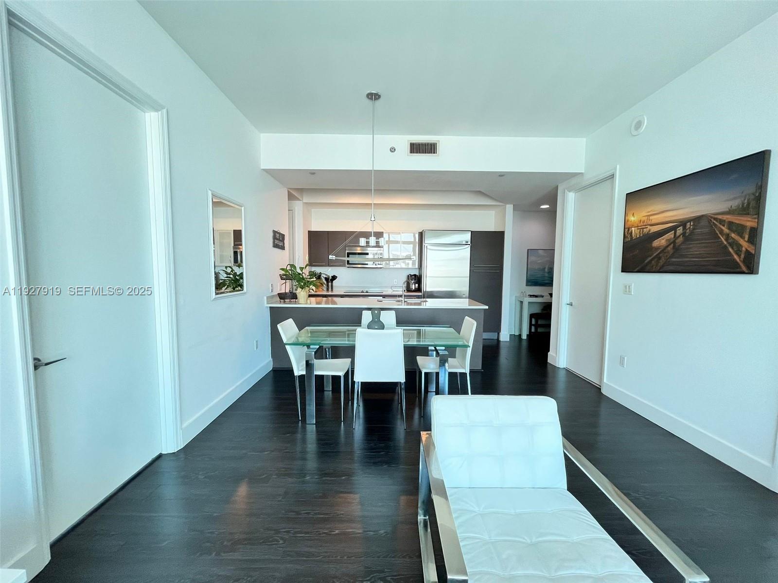 55 SE 6th St # 4103