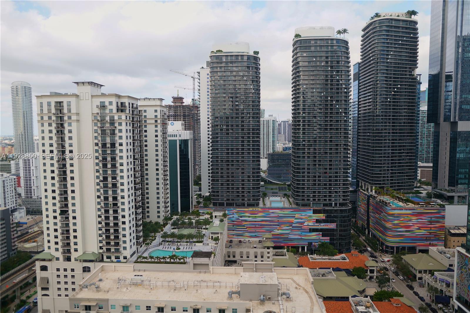 1111 SW 1st Ave Unit: 3320-N