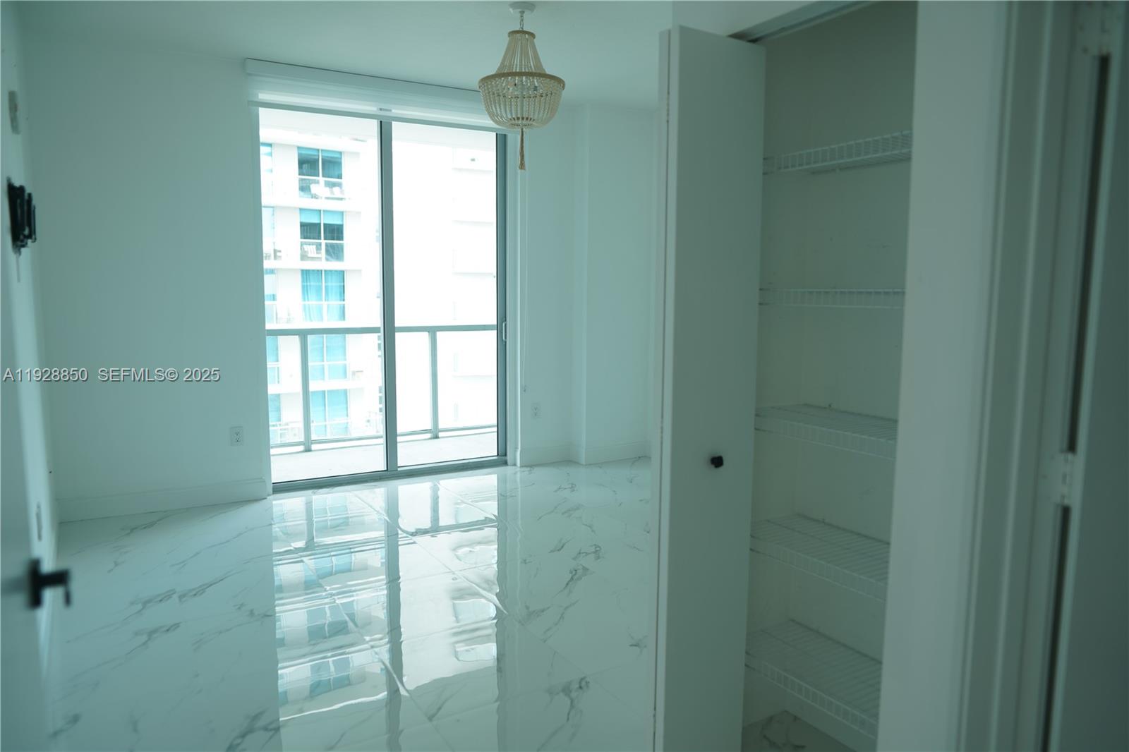 1111 SW 1st Ave Unit: 3320-N