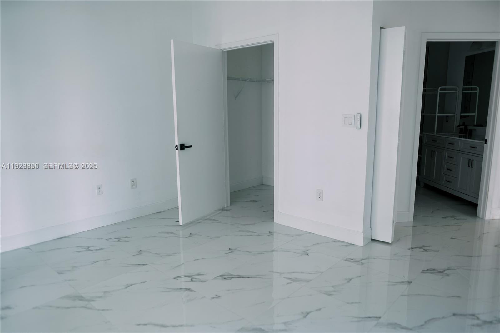 1111 SW 1st Ave Unit: 3320-N