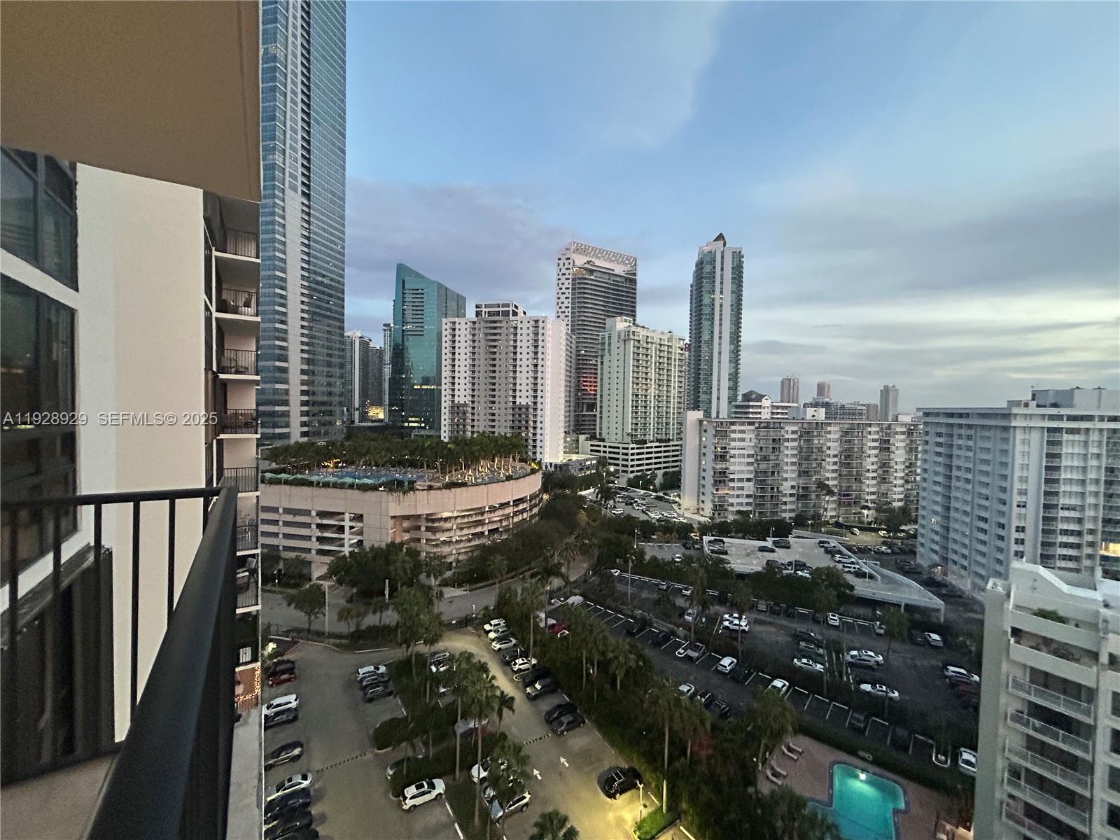 1450 Brickell Bay Dr # 1706