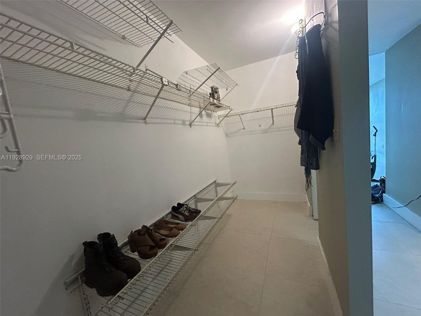 1450 Brickell Bay Dr # 1706