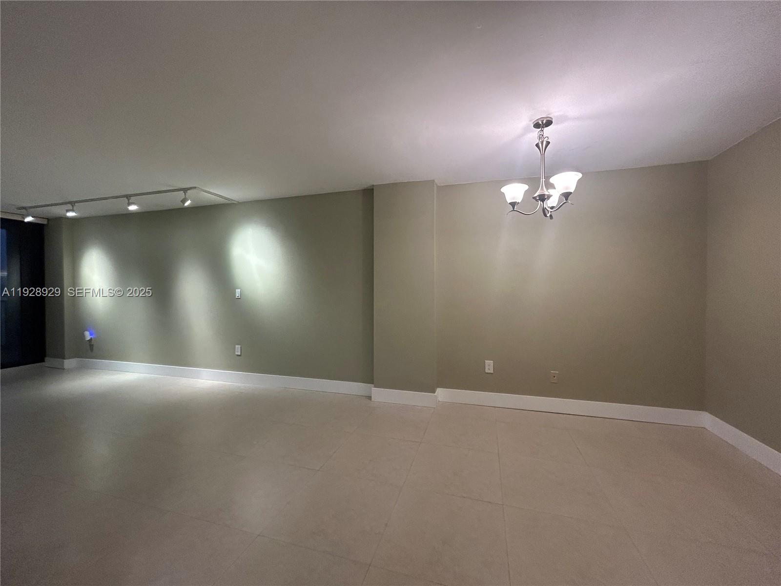 1450 Brickell Bay Dr # 1706