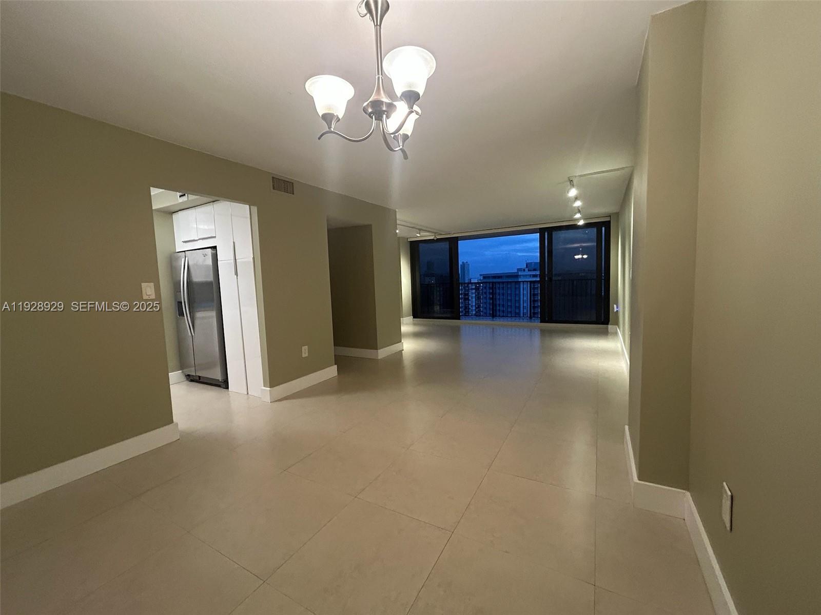 1450 Brickell Bay Dr # 1706