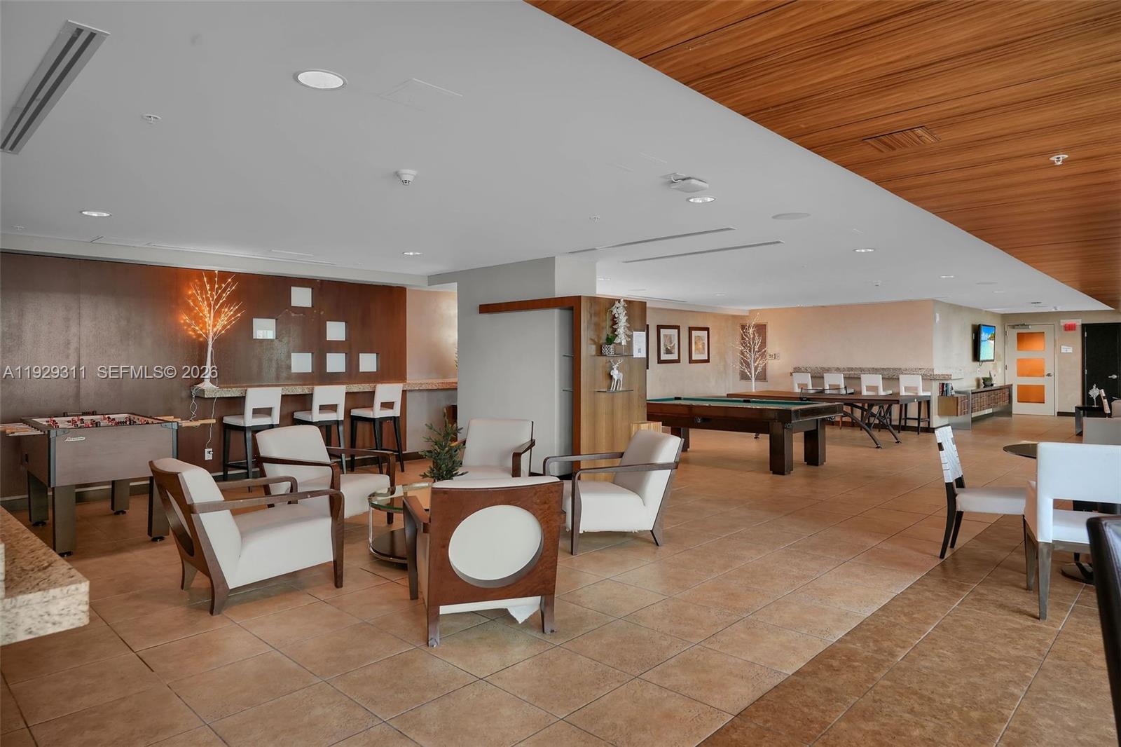 60 SW 13th St # 4607