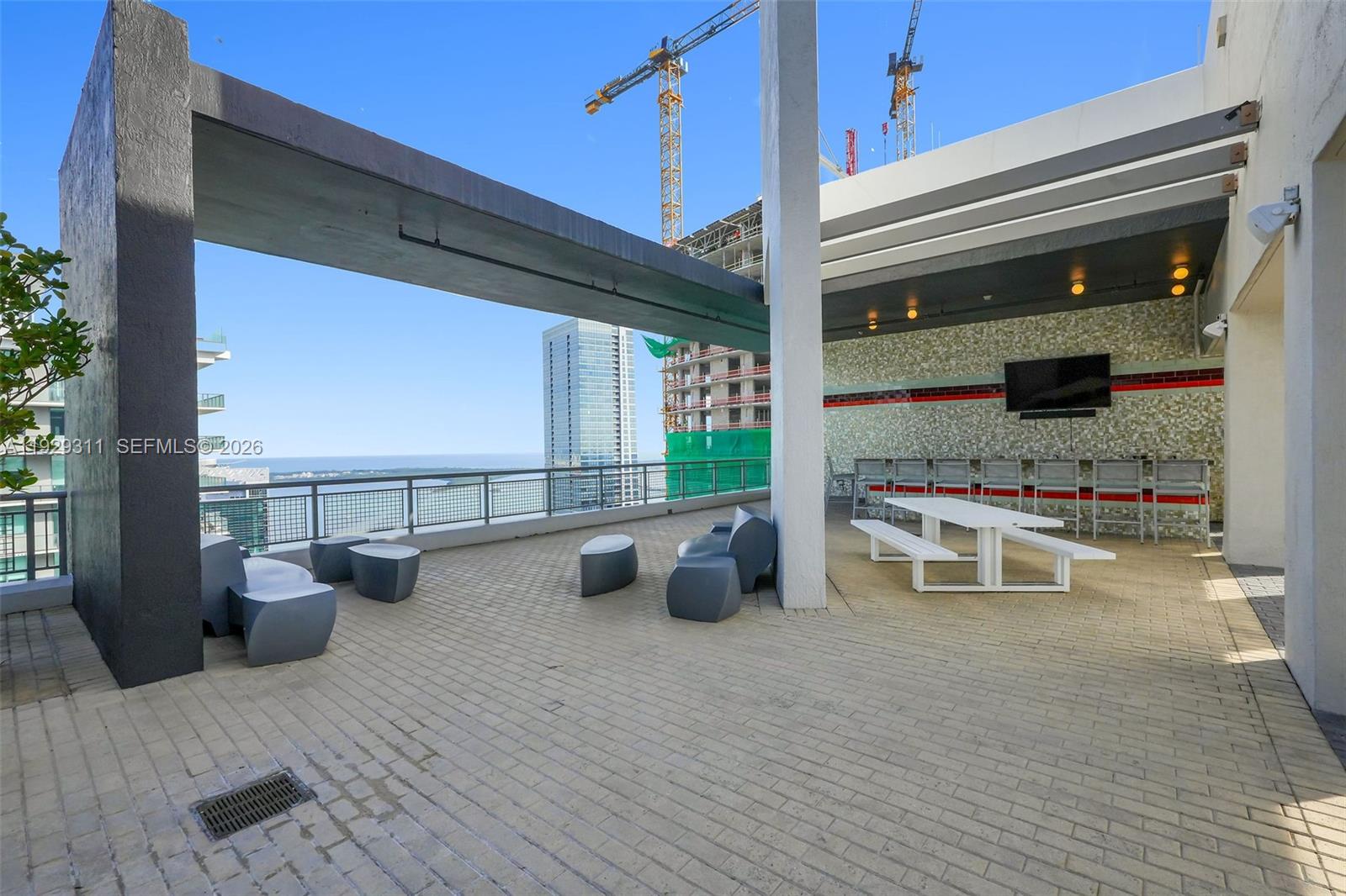 60 SW 13th St # 4607