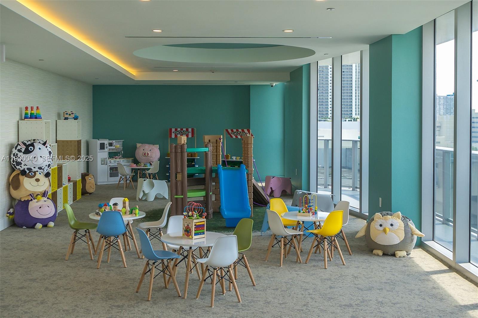 488 NE 18th St # 4609