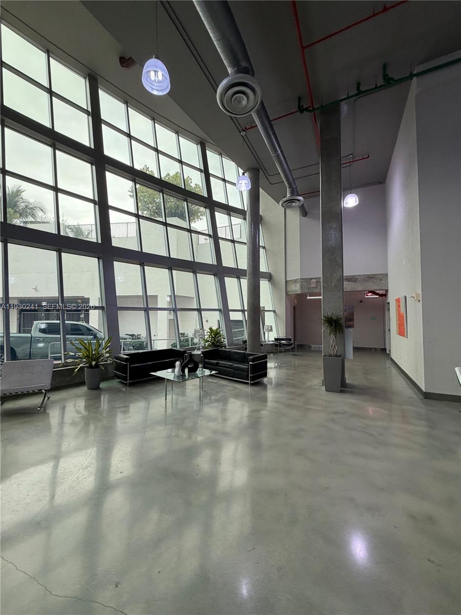 3029 NE 188th St # 303