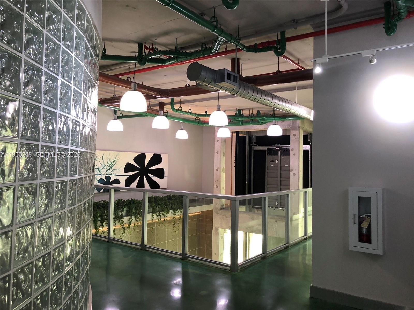 3029 NE 188th St # 303