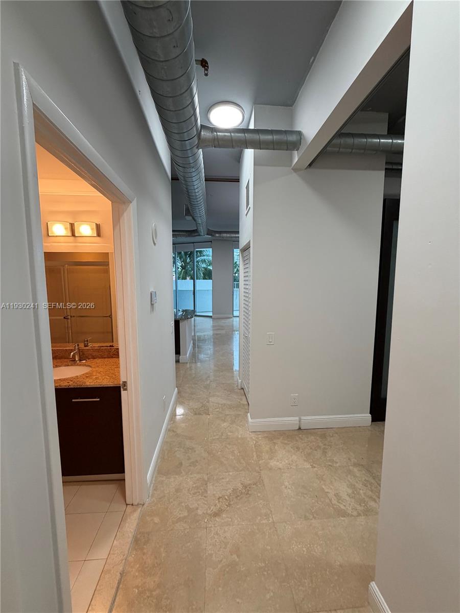 3029 NE 188th St # 303