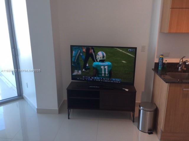 350 S Miami Ave Unit: 3907