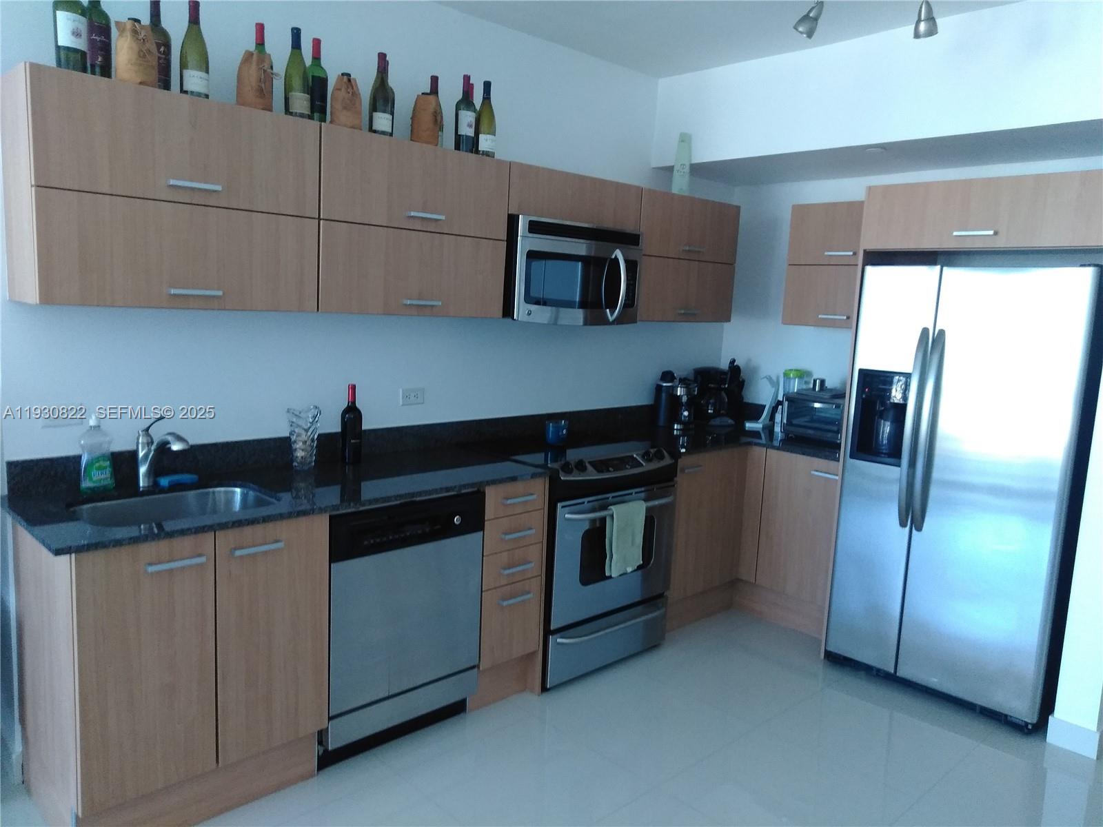 350 S Miami Ave Unit: 3907