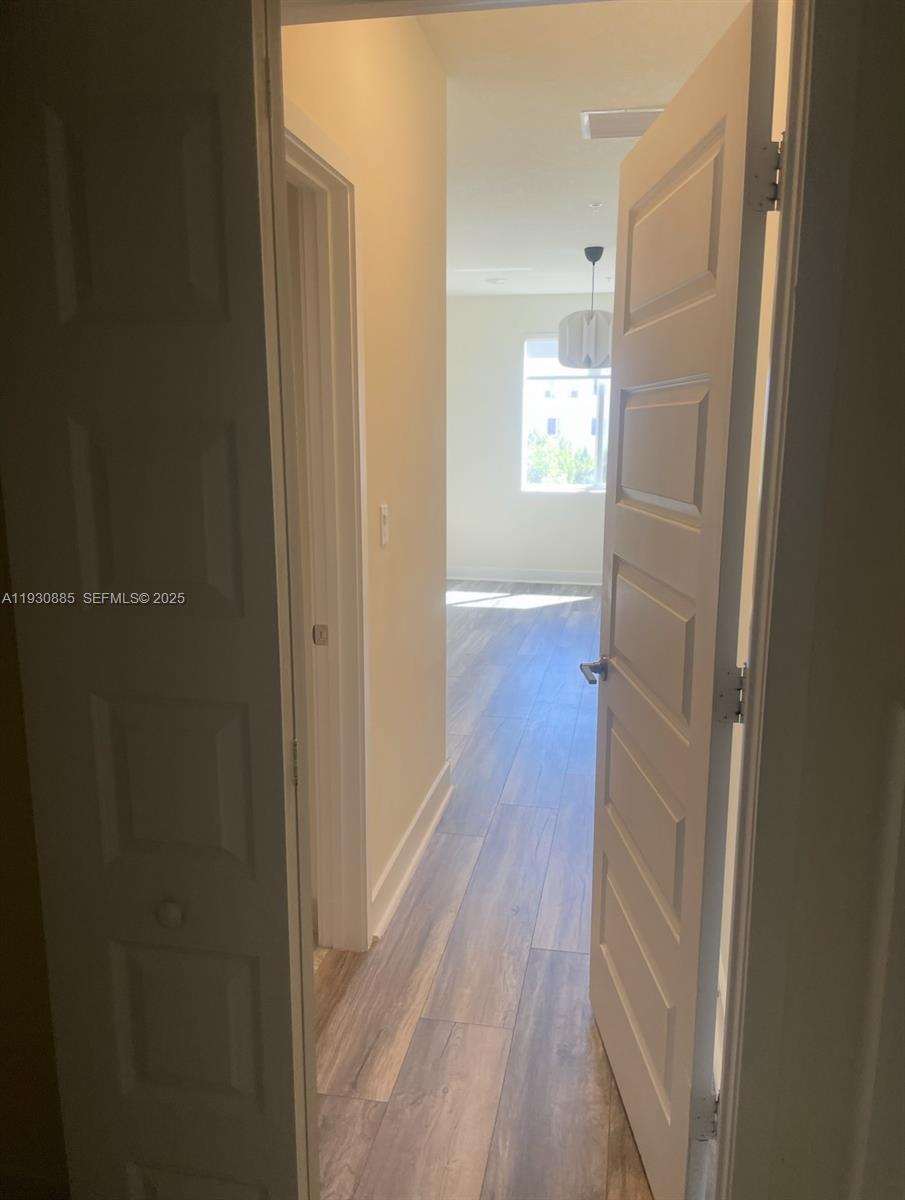 6455 NW 103rd Pl # 106